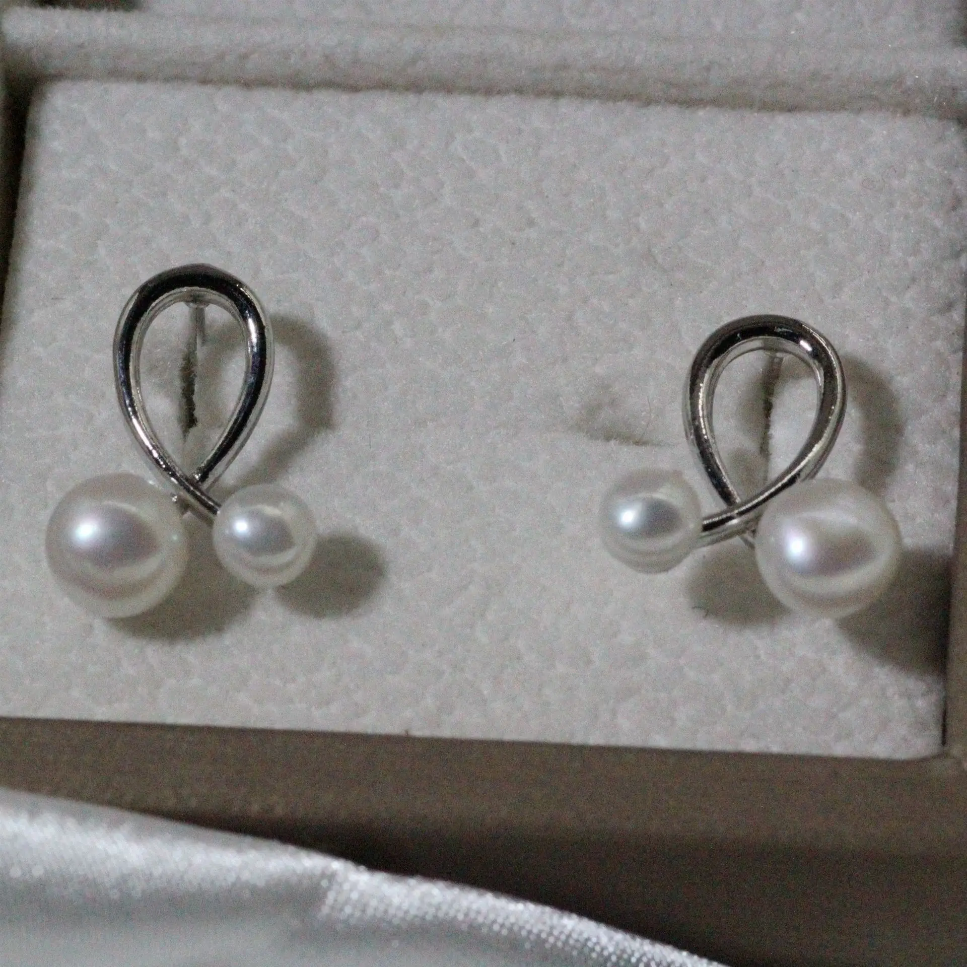 S925 Silver Pearl Earrings Light Board Size — feature 8