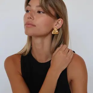 Pearl Earrings with Hook for Women Elegant Luxury — feature 9
