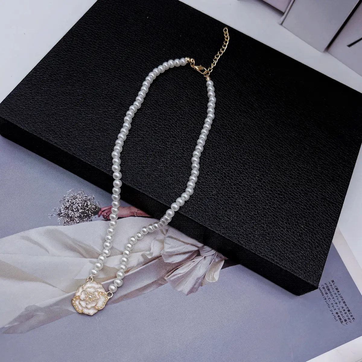 Black & White Camellia Pearl Necklace Women's High-end Light Luxury Niche Design Woolen Chain Beaded Elegant Clavicle Chain — feature 10