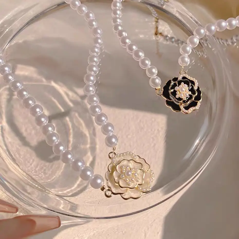 Black & White Camellia Pearl Necklace Women's High-end Light Luxury Niche Design Woolen Chain Beaded Elegant Clavicle Chain — feature 11