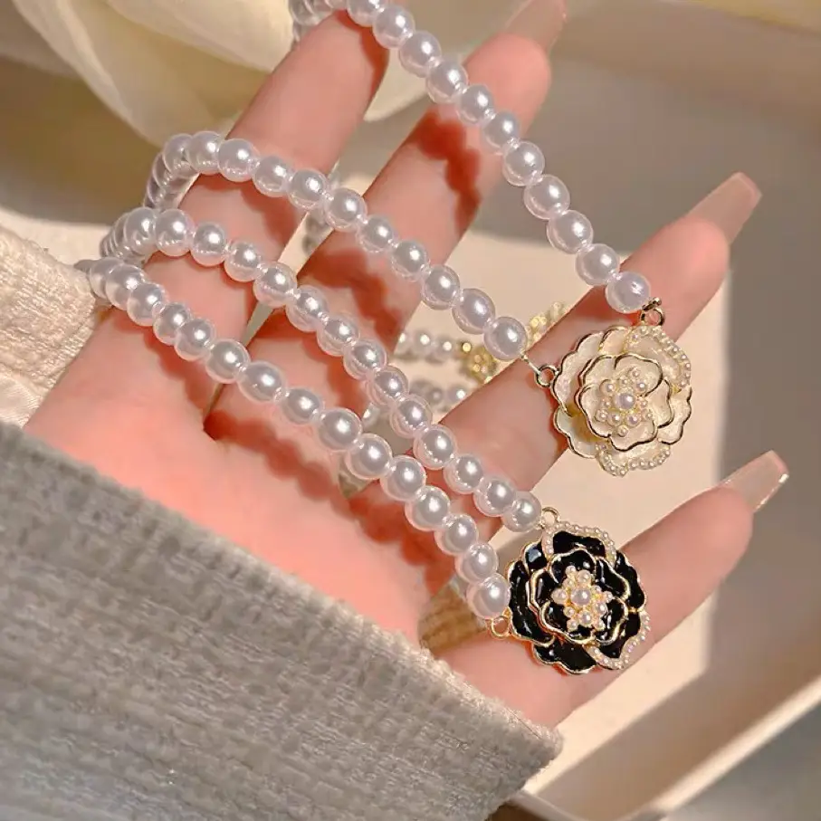 Black & White Camellia Pearl Necklace Women's High-end Light Luxury Niche Design Woolen Chain Beaded Elegant Clavicle Chain — feature 7