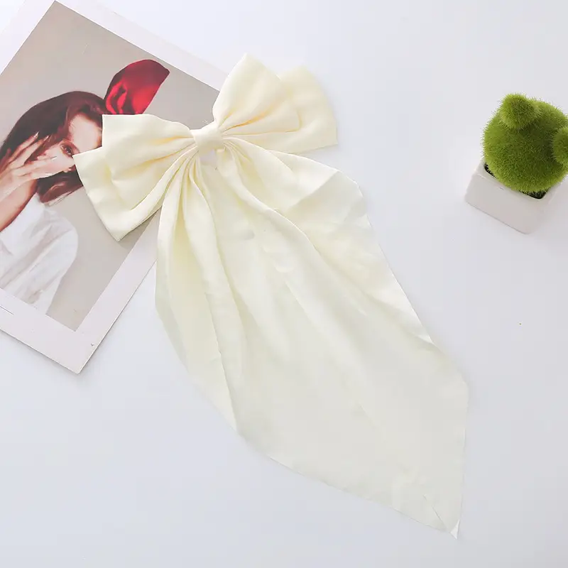 Black Bow Hairpin with High-Grade Satin Ribbon — feature 17