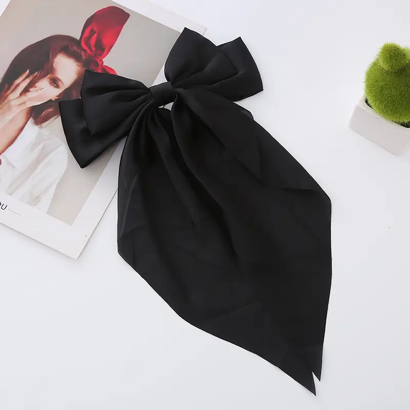 Black Bow Hairpin with High-Grade Satin Ribbon — feature 7