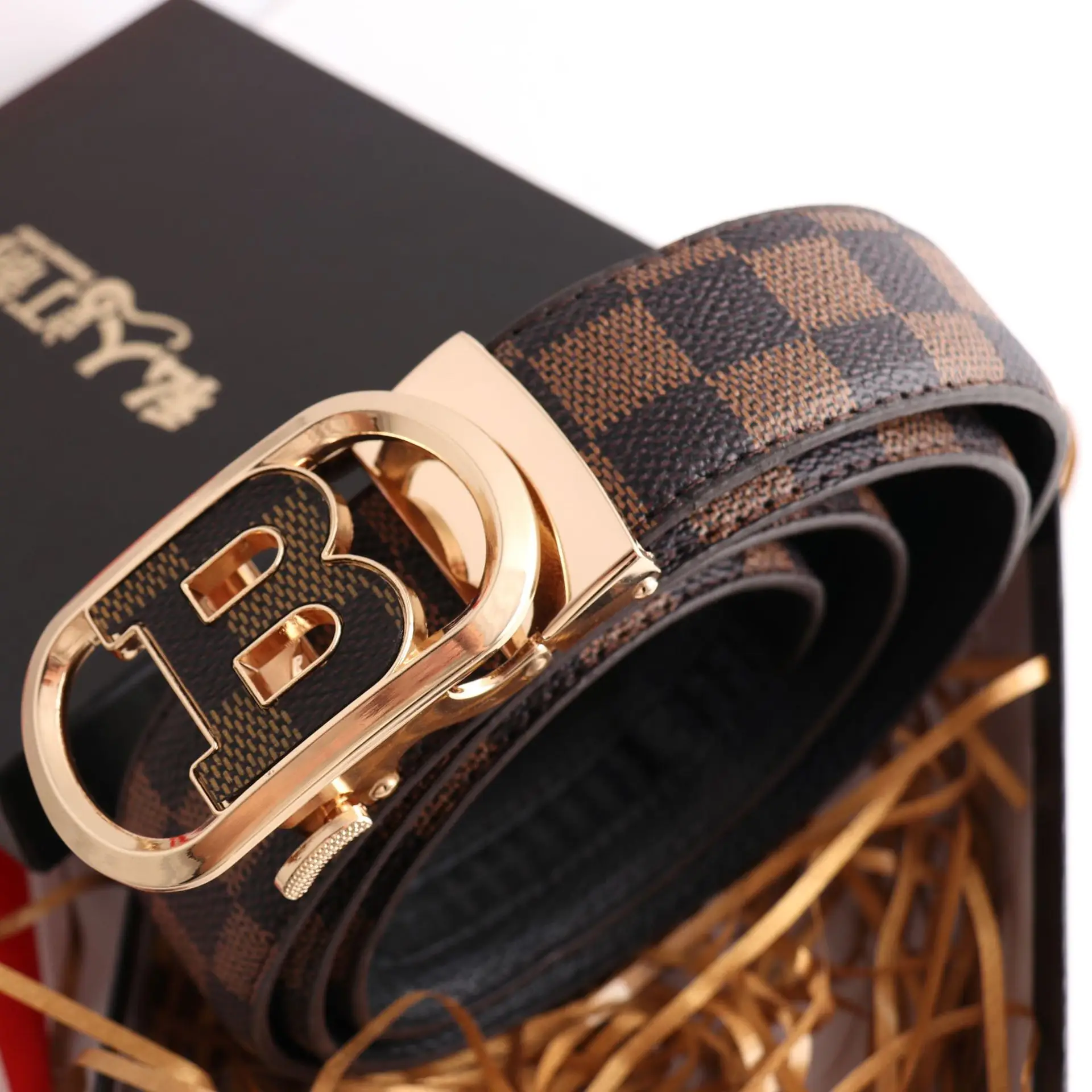Hongsheng Men's Checkered Leather Belt with Gold Buckle - Image 15