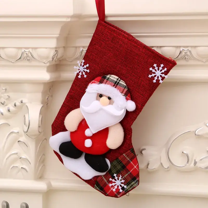 Christmas Santa Socks Red Green 16x13cm - Image 21