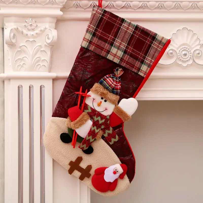 Christmas Santa Socks Red Green 16x13cm - Image 37