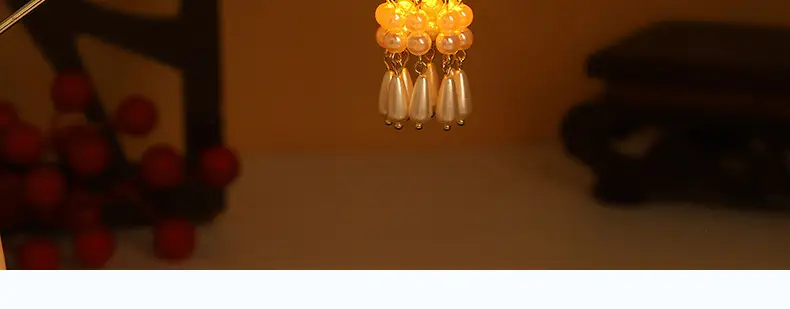 Luminous Jade Rabbit Palace Hairpin for Women — feature 13