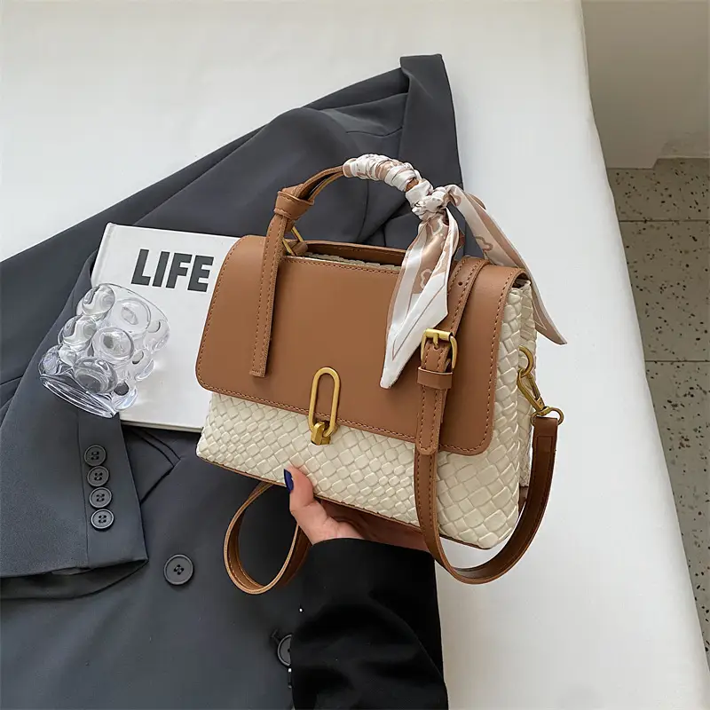 Women's Brown & White Checkered Shoulder Bag 2023 New Arrival - Image 2