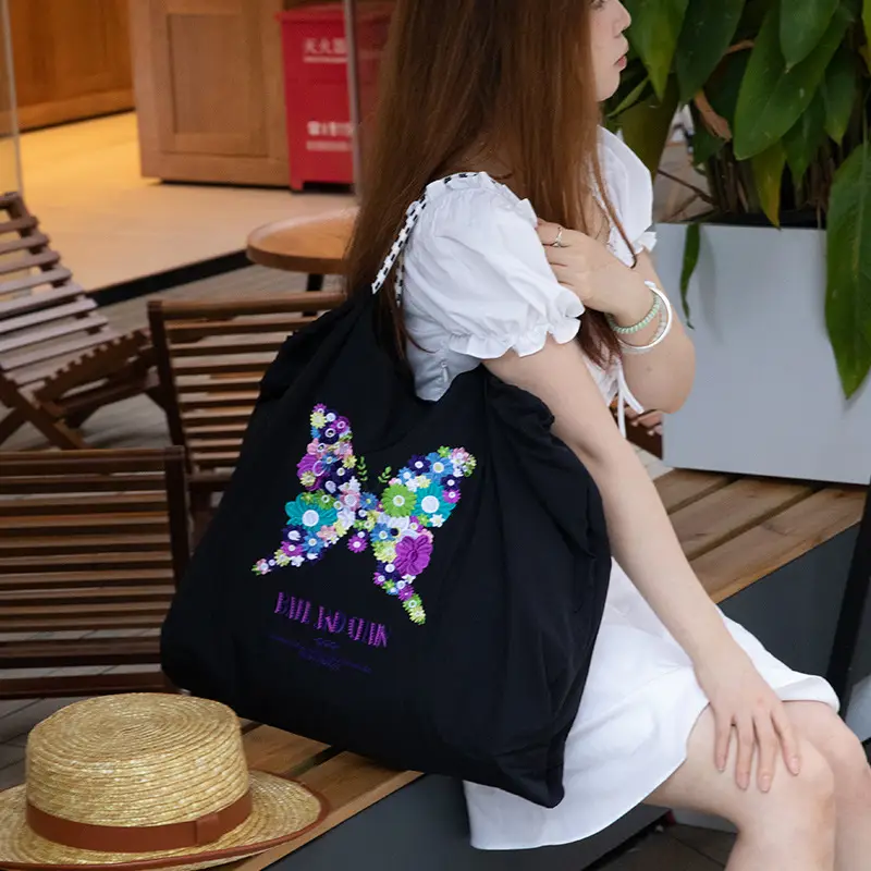 Single Embroidery Shoulder Bag with Floral Design - Image 4