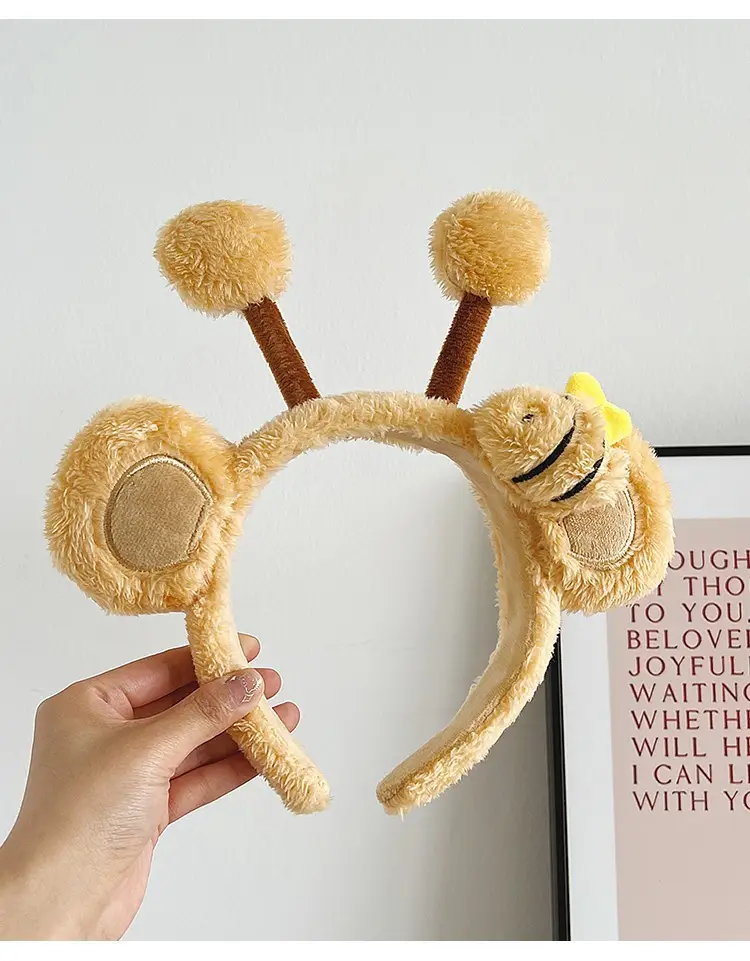 Plush Bear Face Wash Headband for Girls Winter Cute - Image 2