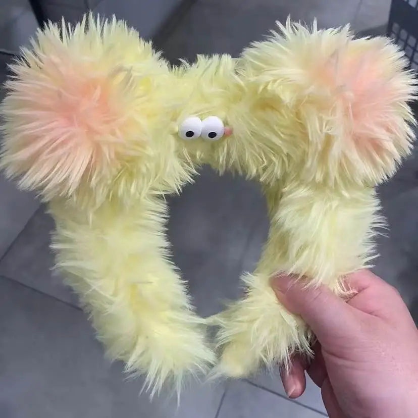 Plush Yellow Heart Hair Clip for Girls — feature 12