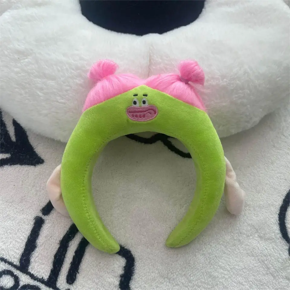 Plush Yellow Heart Hair Clip for Girls — feature 4