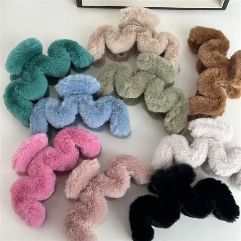 Pink Plush Shark Hair Clip for Updo — feature 4