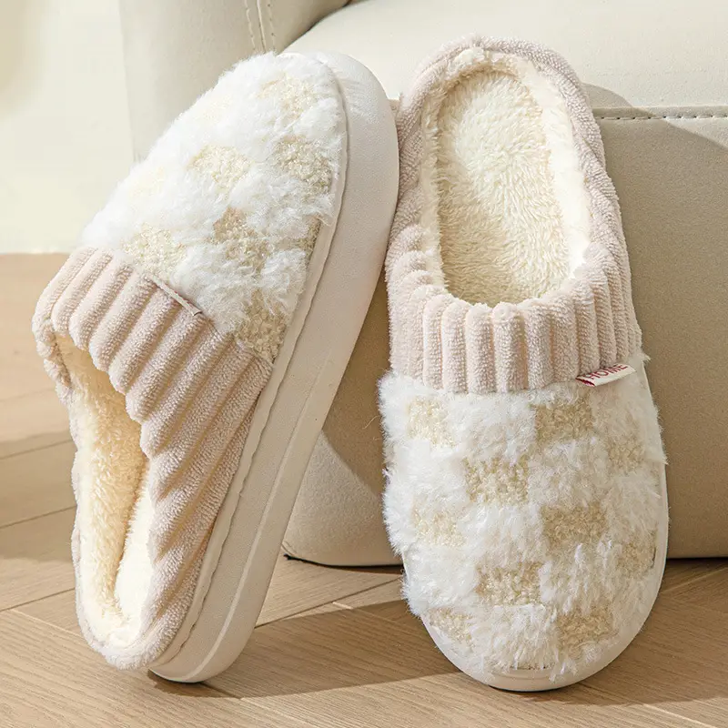 Cotton slippers women's winter color matching home couple indoor thickened warm cotton slippers non-slip plush slippers wholesale