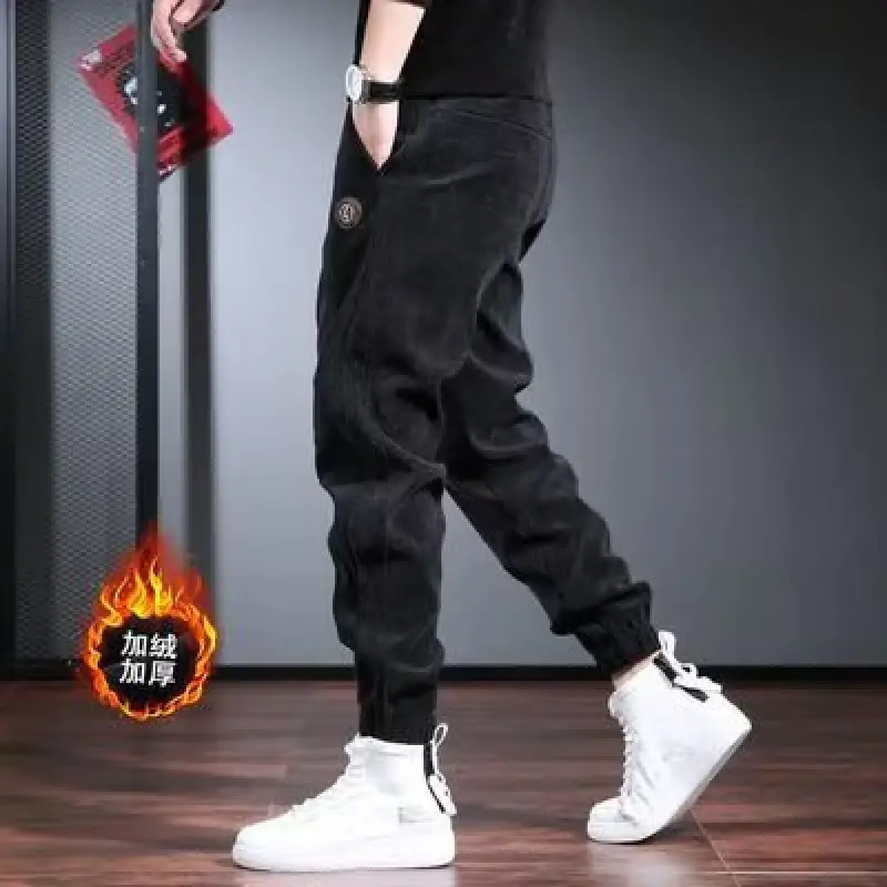 Men Embroidered Fleece Pants Black Ankle Length Casual Wear