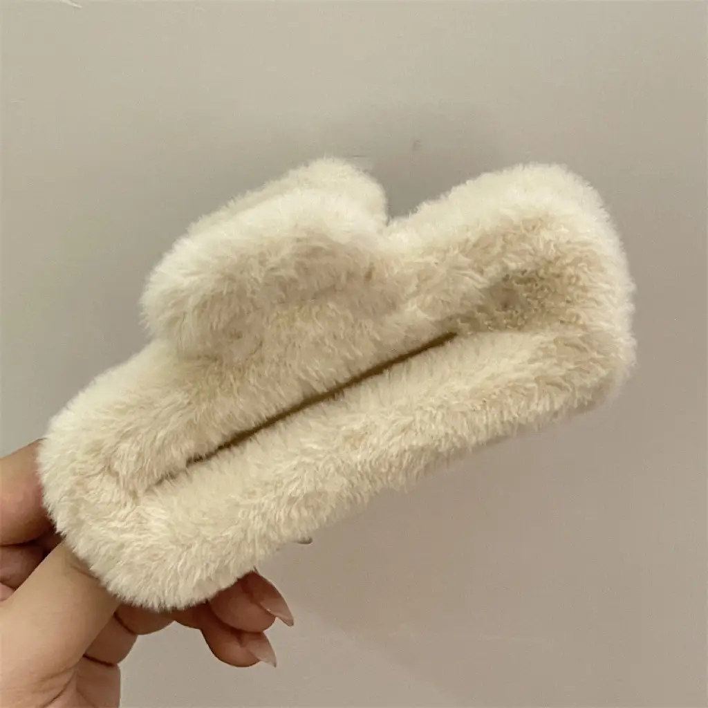 Pink Faux Fur Hair Clip for Women Large Size — feature 15
