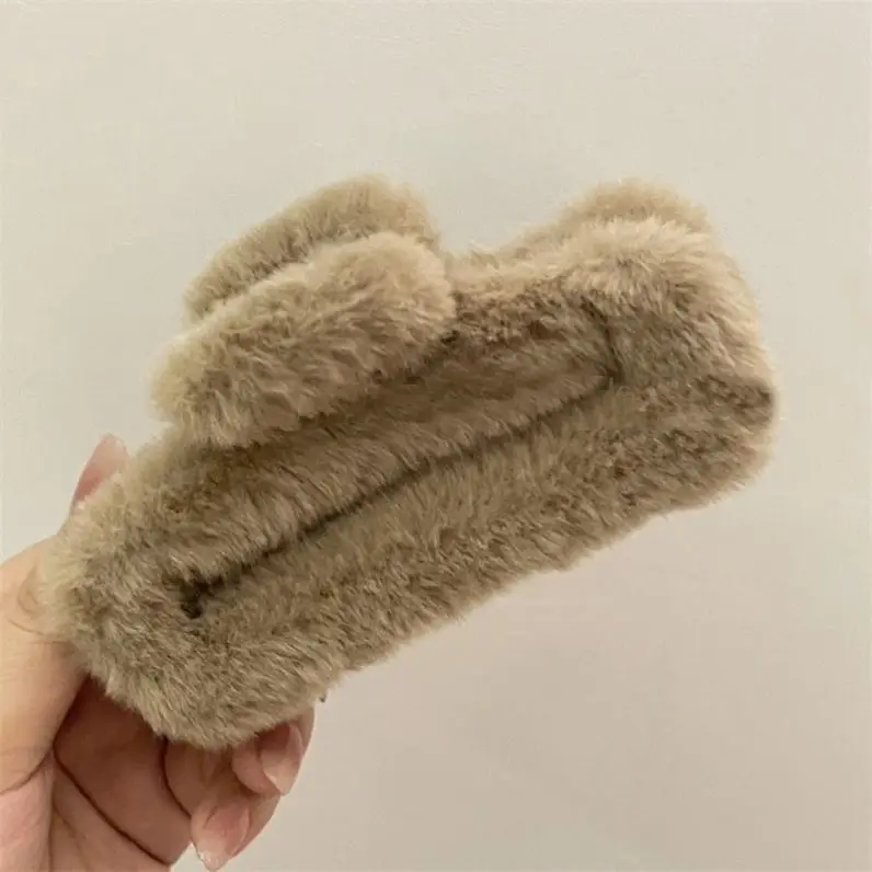 Pink Faux Fur Hair Clip for Women Large Size — feature 18