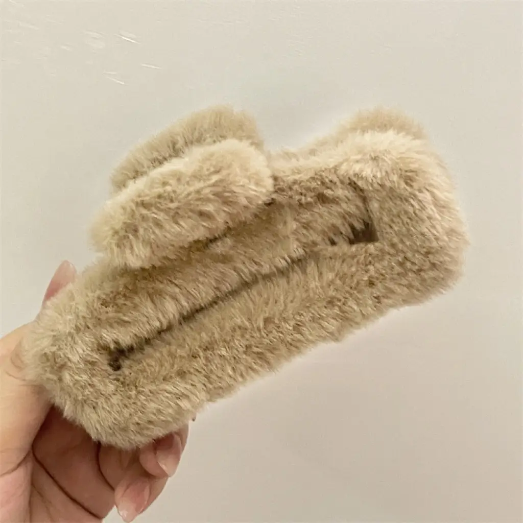 Pink Faux Fur Hair Clip for Women Large Size — feature 19