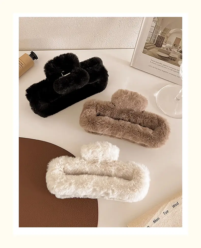 Pink Faux Fur Hair Clip for Women Large Size — feature 4