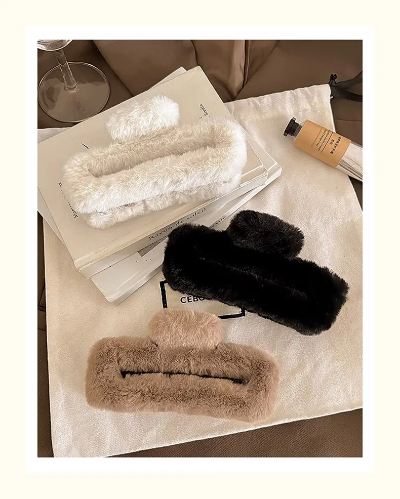 Pink Faux Fur Hair Clip for Women Large Size — feature 6