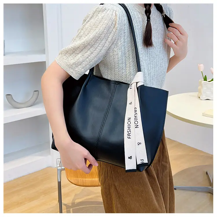 Soft Leather Large Capacity Shoulder Tote Bag Black White — feature 16