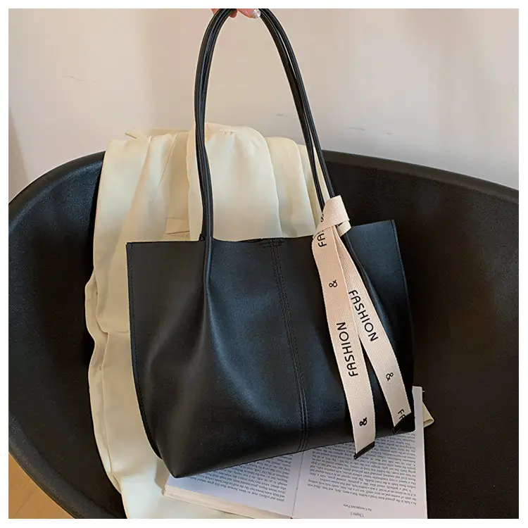 Soft Leather Large Capacity Shoulder Tote Bag Black White — feature 19