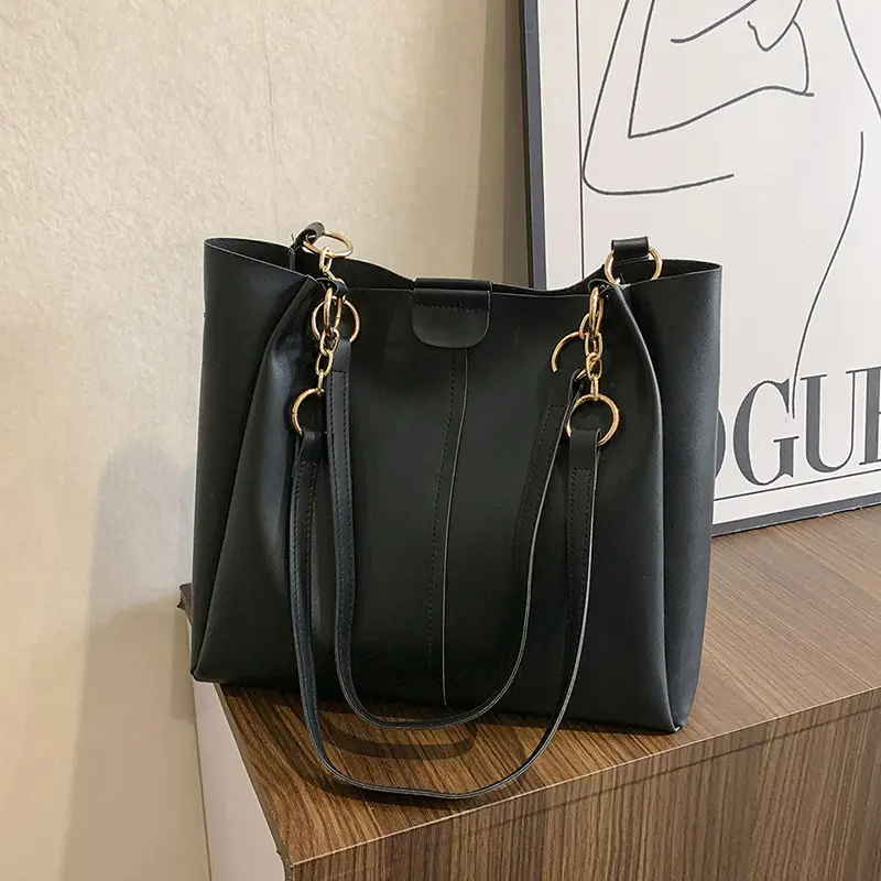 Black Korean Style Shoulder Bag for Women 2023