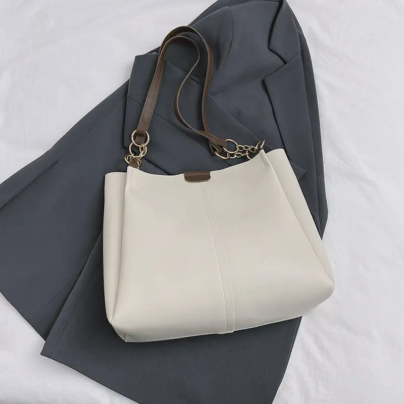 Black Korean Style Shoulder Bag for Women 2023
