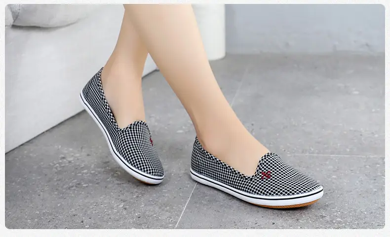 Lutai lady's shoes casual shoes Labor shoes work shoes walking shoes breathable lightweight wear-resistant cloth shoes women's slip-on