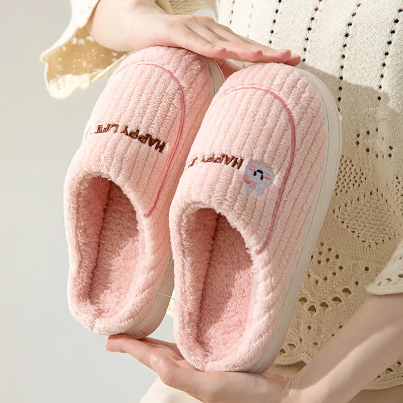 Cotton slippers women's autumn and winter home daily warm non-slip confinement cotton slippers slip-on thick-soled woolen slippers wholesale