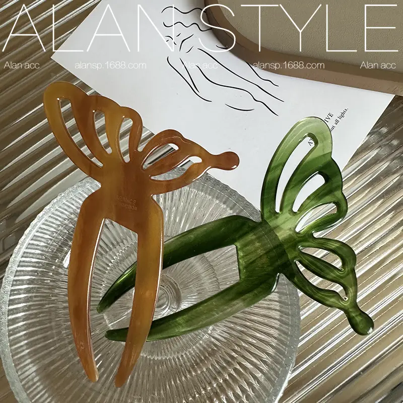 Elegant Butterfly Hairpin Amber Design