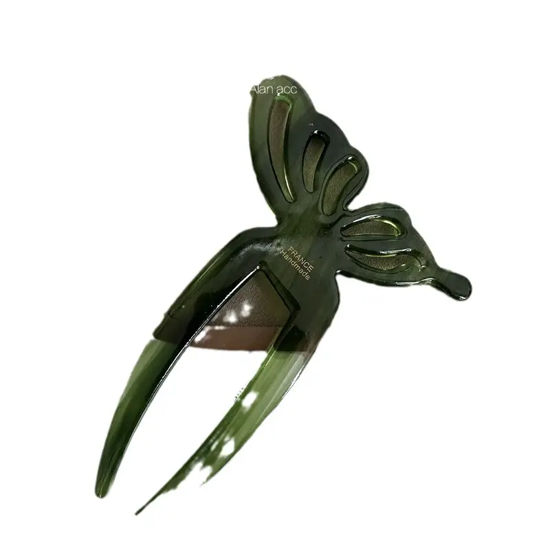 Elegant Butterfly Hairpin Amber Design