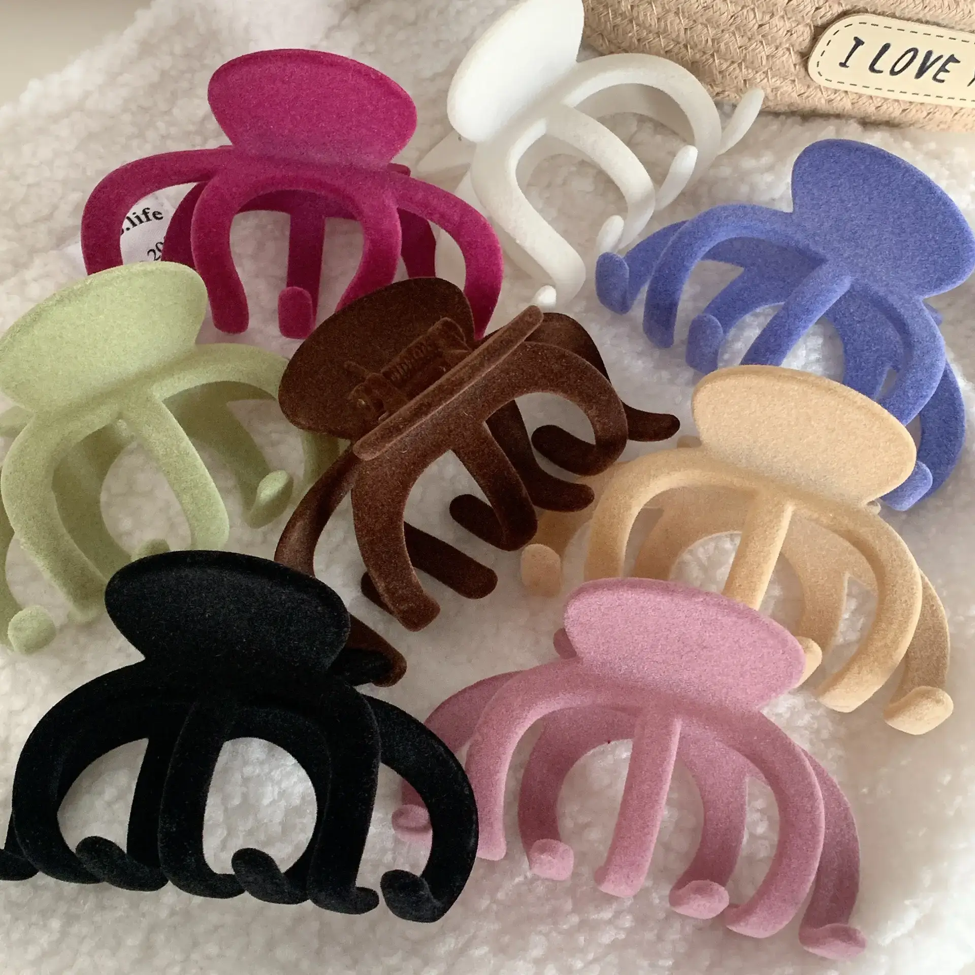 Elegant Flocking Hair Clips for Women's Back of Head - Image 7