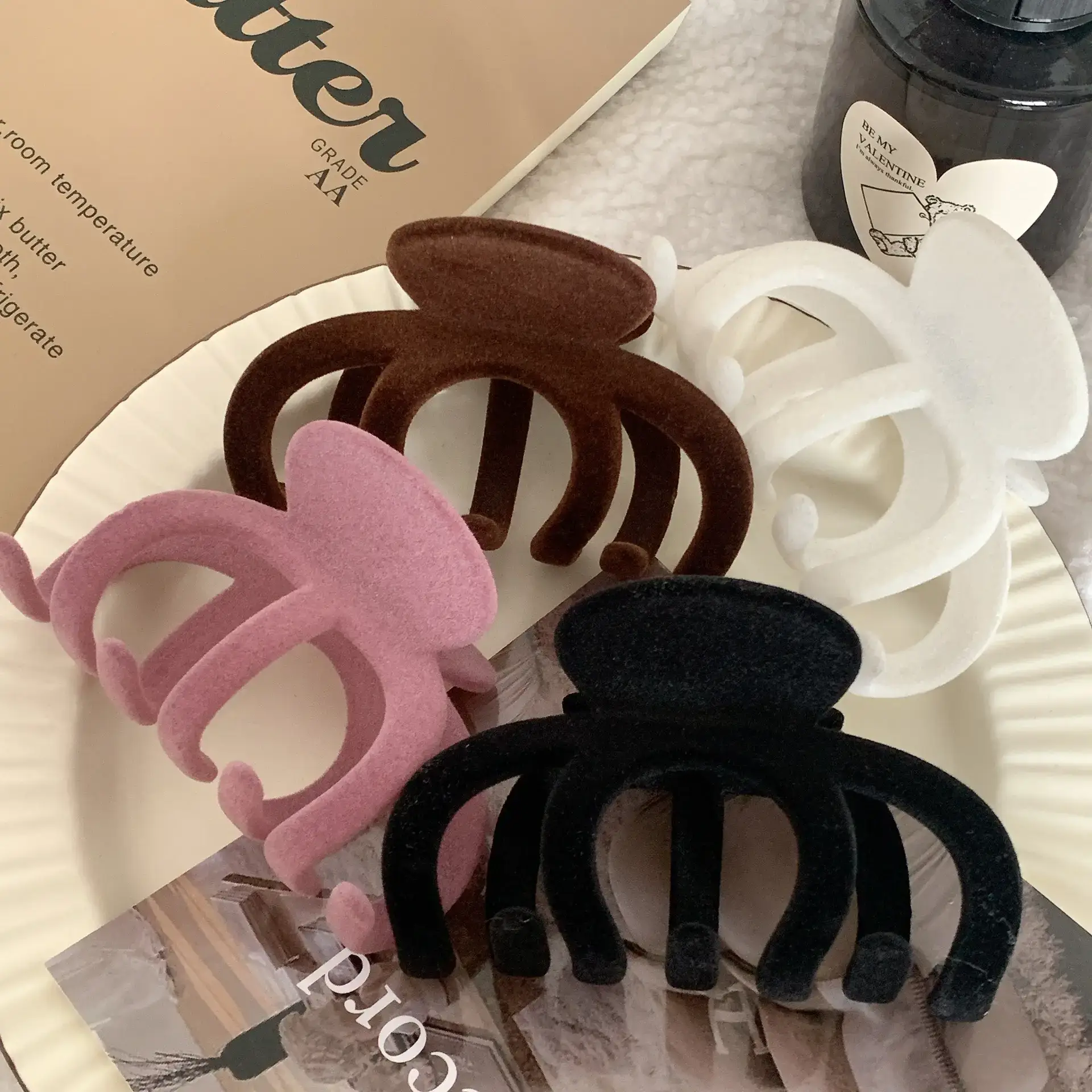 Elegant Flocking Hair Clips for Women's Back of Head — feature 15