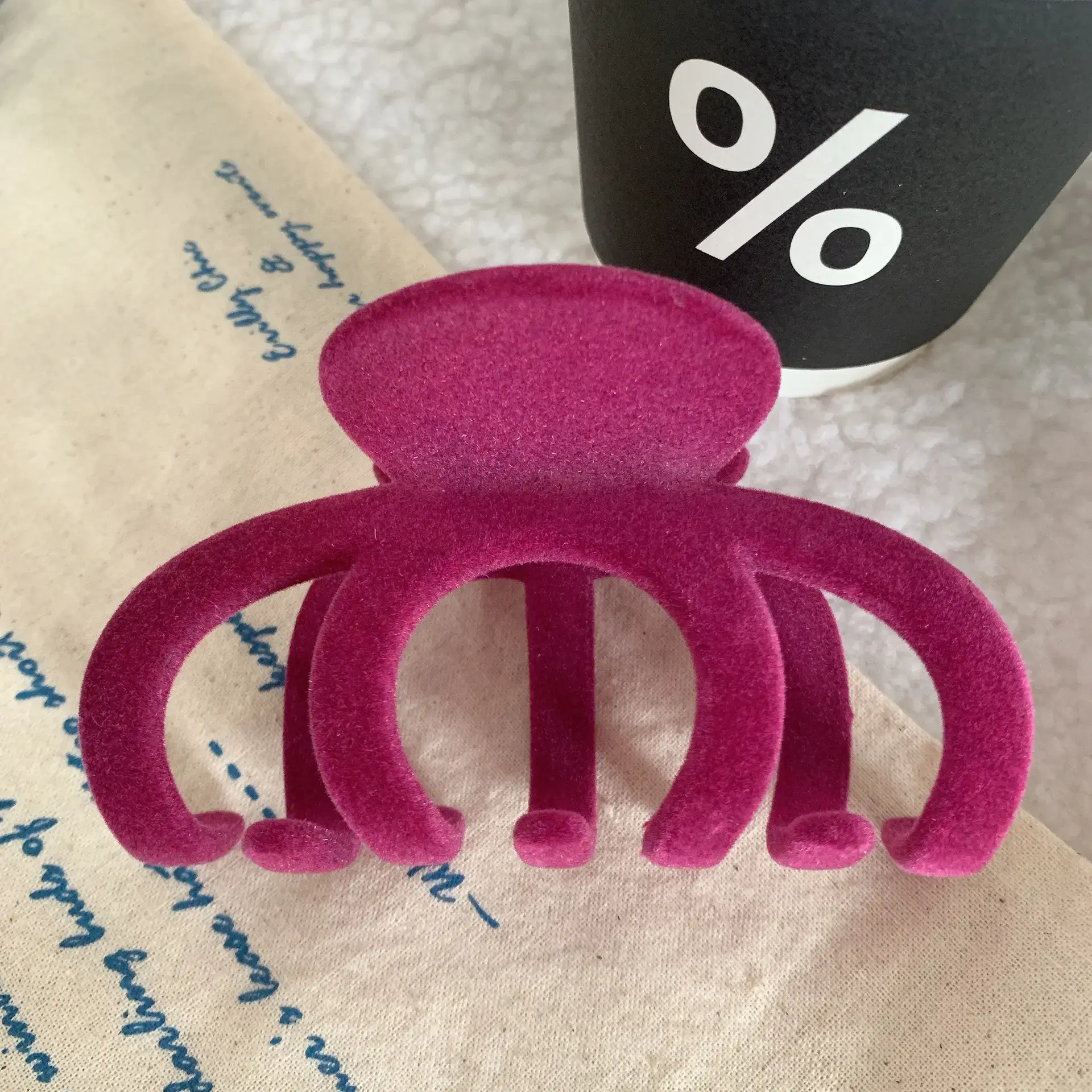 Elegant Flocking Hair Clips for Women's Back of Head - Image 2