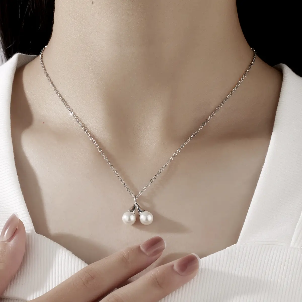 Korean Style Pearl Pendant Necklace Gold Chain - Image 3