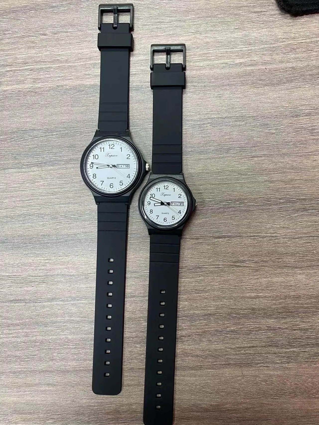 Black Korean Style Double Calendar Watch for Women Men — feature 8