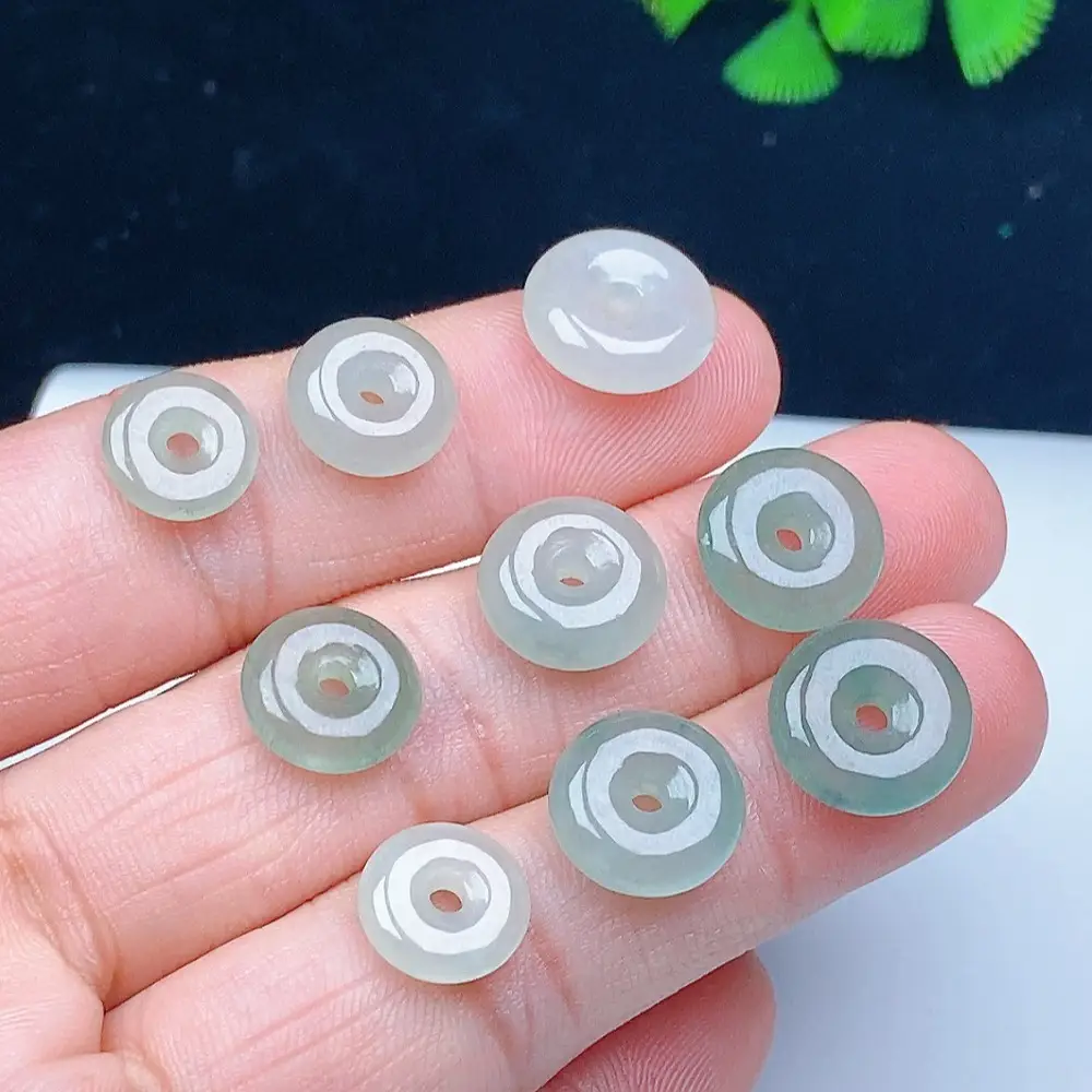Natural Jade Small Buckle Button Pendant - Image 2