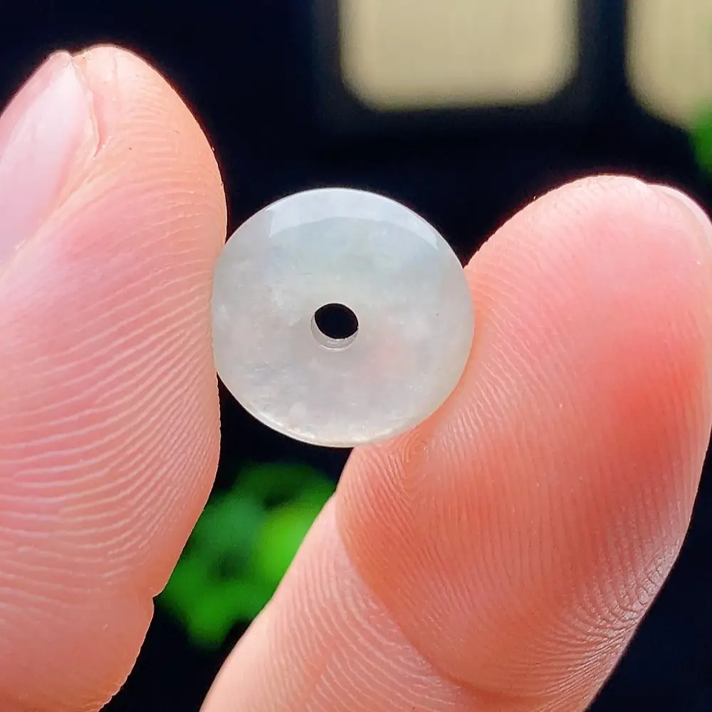 Natural Jade Small Buckle Button Pendant - Image 4