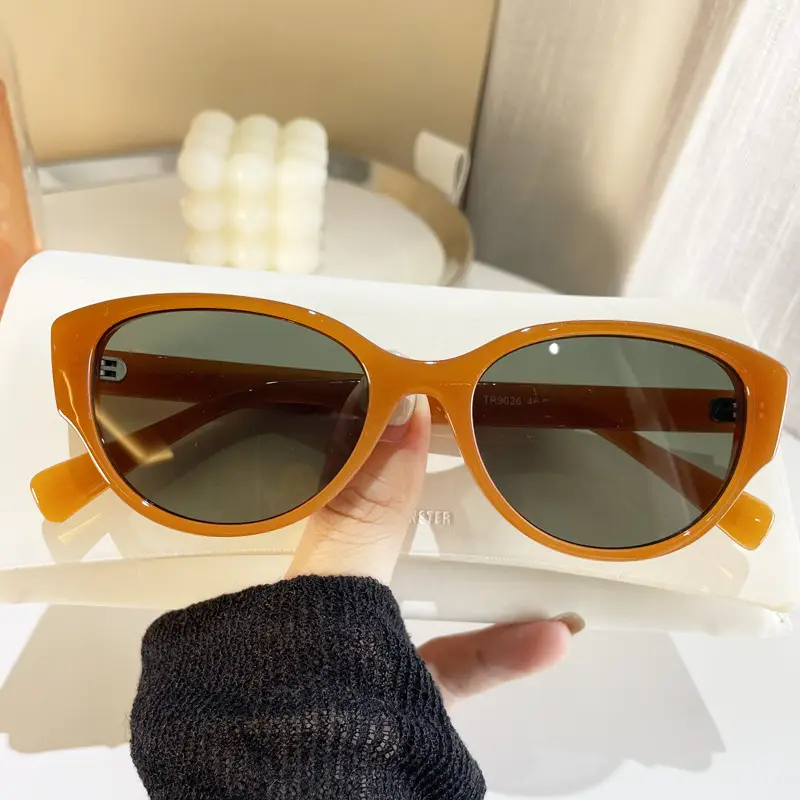 Women's Cream Cat Eye Sunglasses UV Protection - Image 8