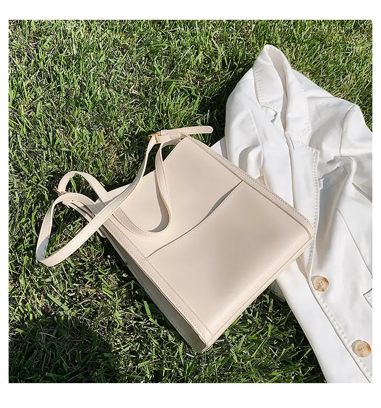 Women's Large Capacity Shoulder Messenger Bag Cream Gold — feature 14