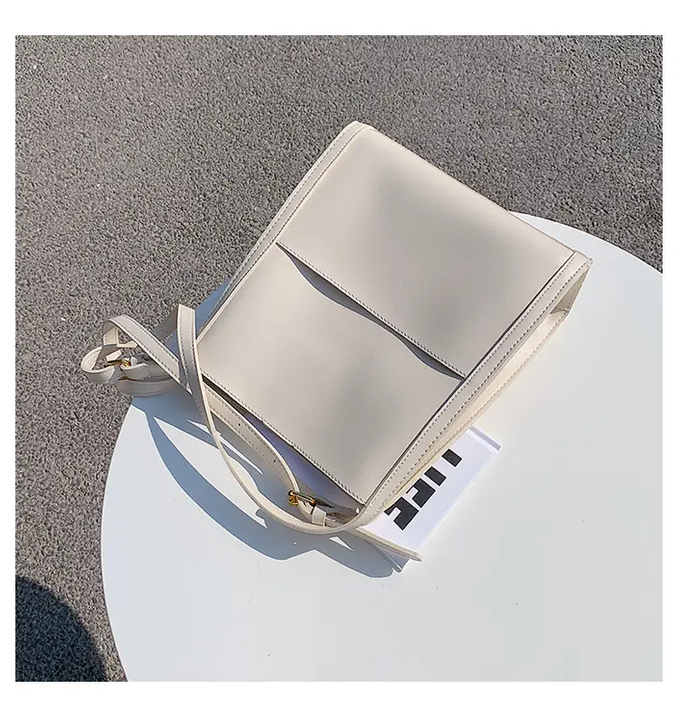 Women's Large Capacity Shoulder Messenger Bag Cream Gold — feature 34