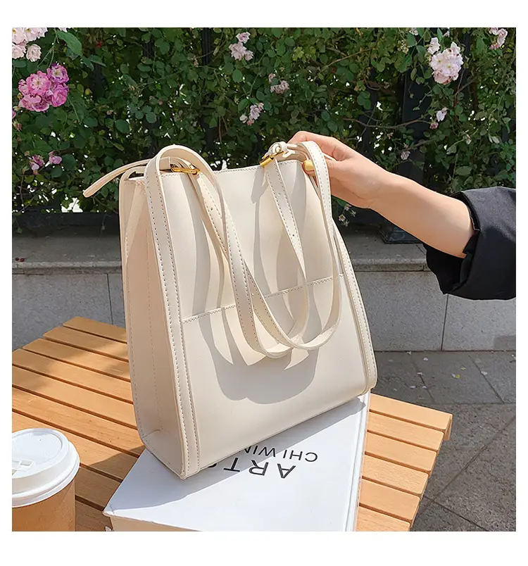 Women's Large Capacity Shoulder Messenger Bag Cream Gold — feature 38