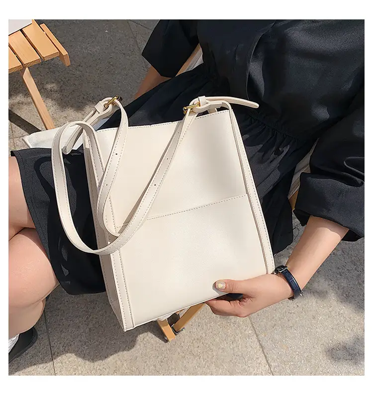 Women's Large Capacity Shoulder Messenger Bag Cream Gold — feature 40