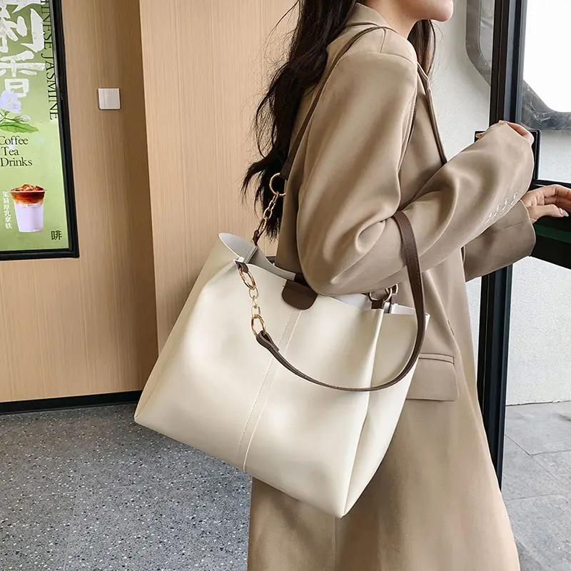 Women's Brown Leather Tote Bag with Chain Strap - Image 9