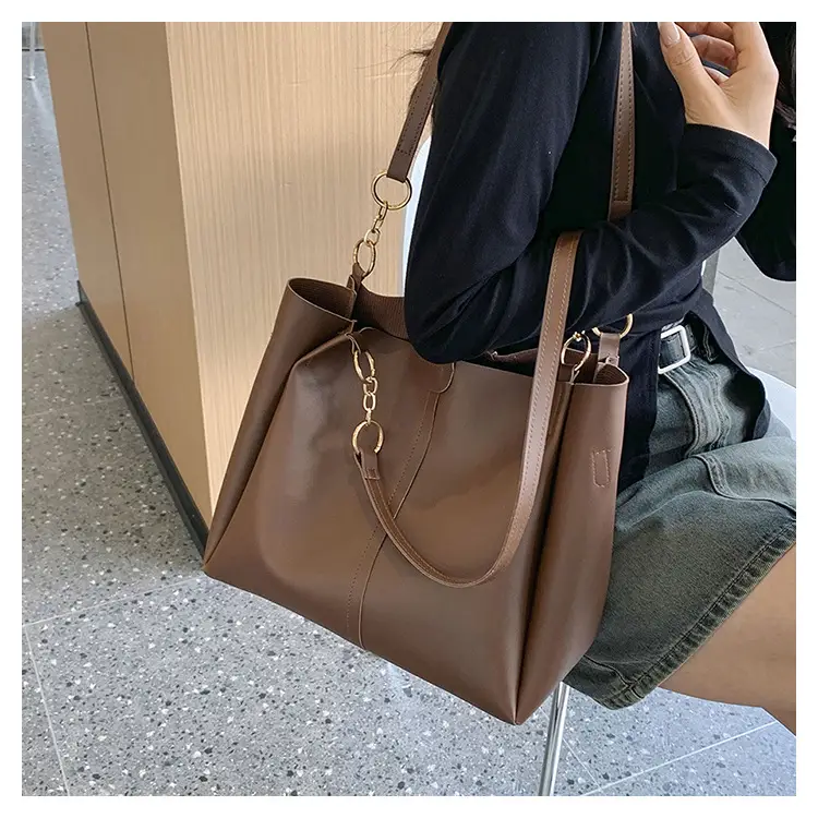 Women's Brown Leather Tote Bag with Chain Strap — feature 13