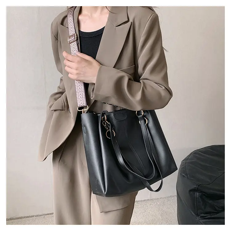 Women's Brown Leather Tote Bag with Chain Strap — feature 20