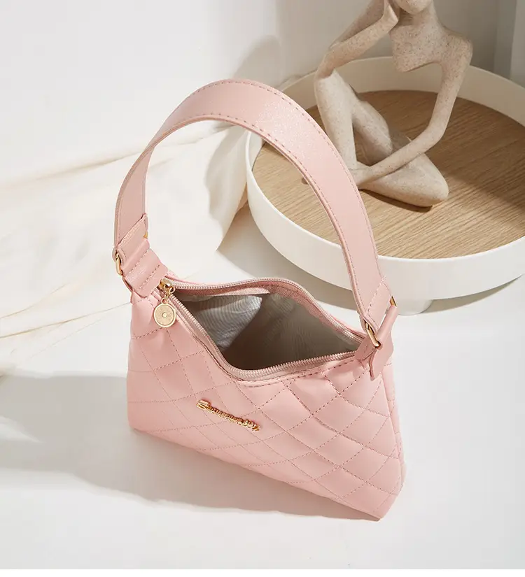 Diamond Embroidered Ladies Shoulder Bag 2023 — feature 7
