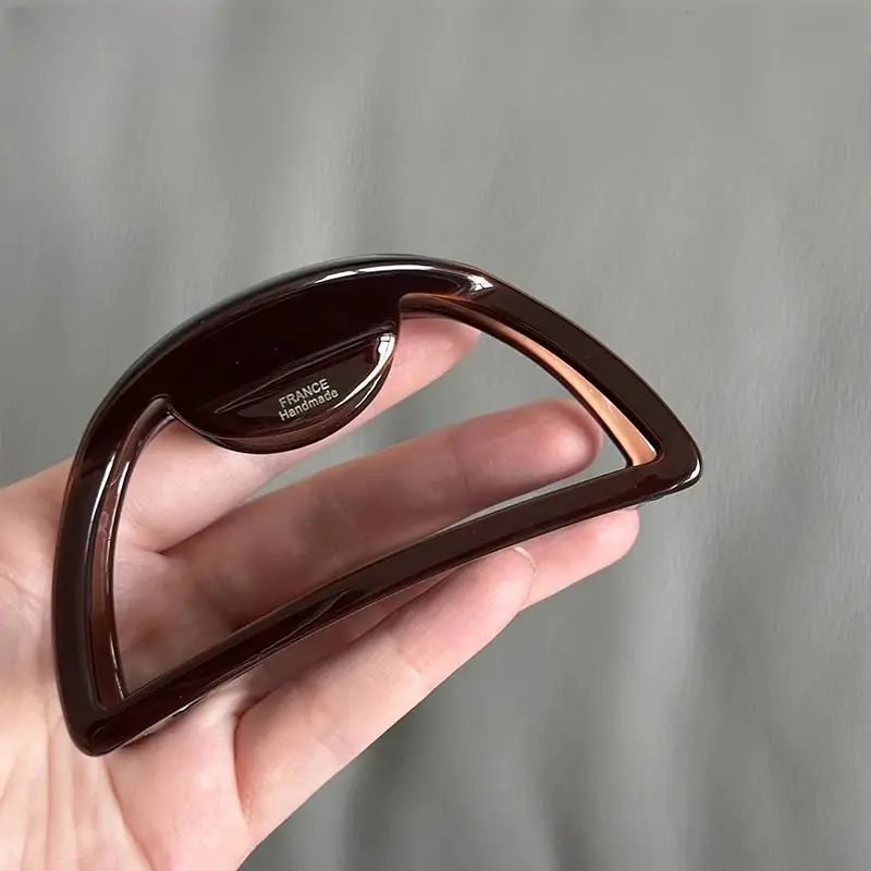 South Korea Retro Gold Acetate Hair Clip with Large Grip - Image 5