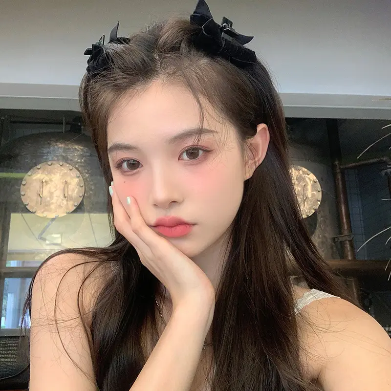 Wang Xinling Black Velvet Bow Hairpin Clips Summer Princess Head Clip — feature 7
